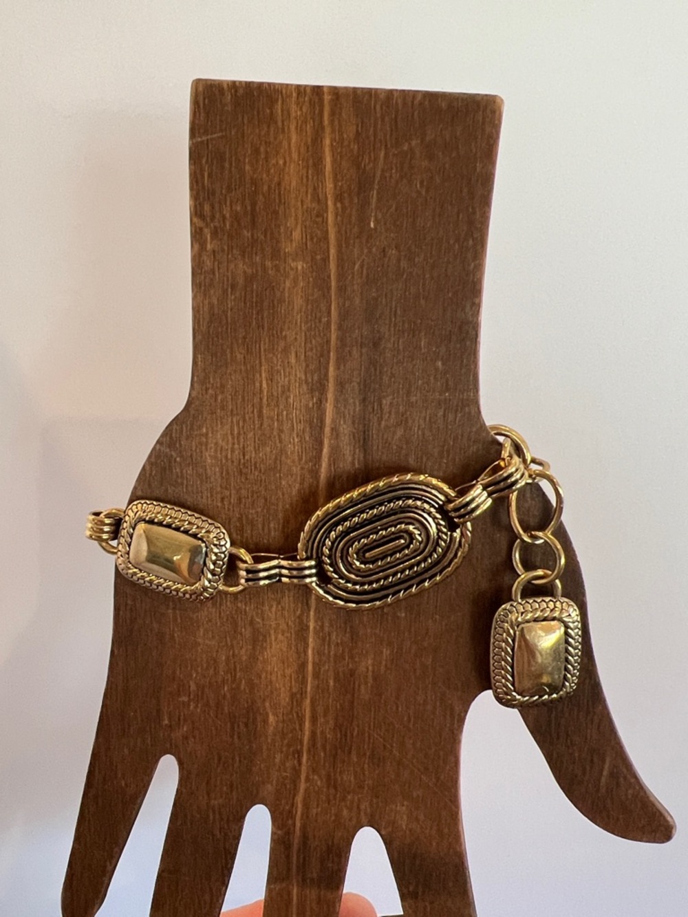 Gold-Tone Decorative Link Bracelet for Women